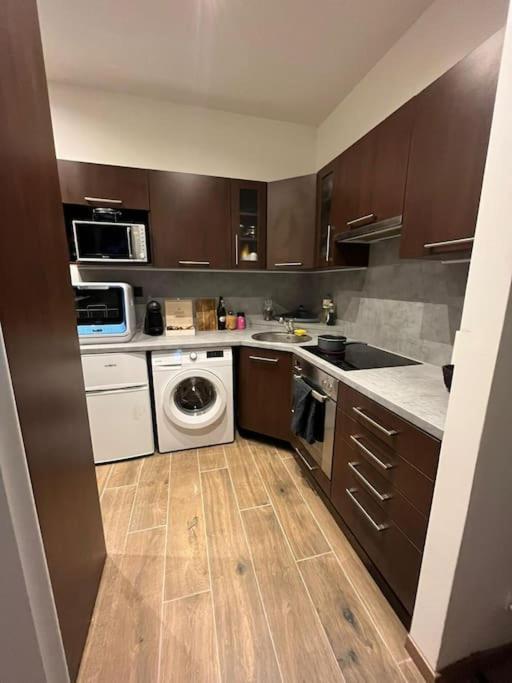 Apartman V Srdci Bratislavy บราติสลาวา ภายนอก รูปภาพ