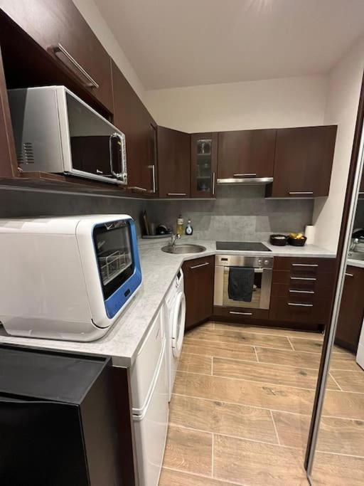 Apartman V Srdci Bratislavy บราติสลาวา ภายนอก รูปภาพ